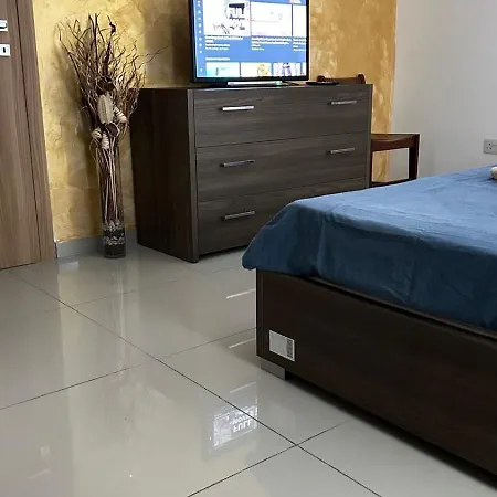Homestay Gold With Private Bathroom
